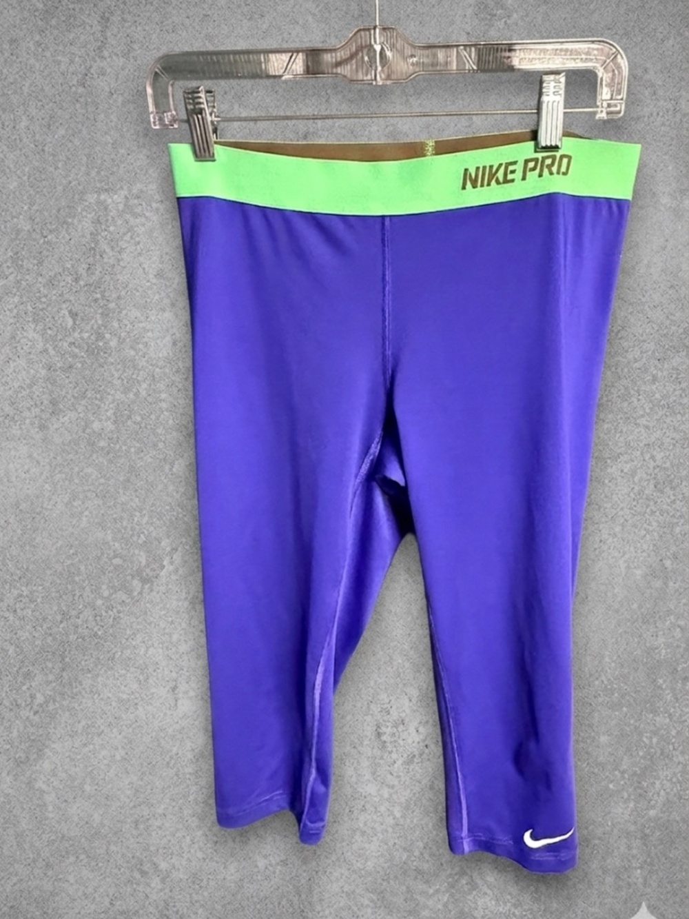 Nike Pro Dri-FIT Capri Leggings Purple Neon Green Waistband Women's Large
